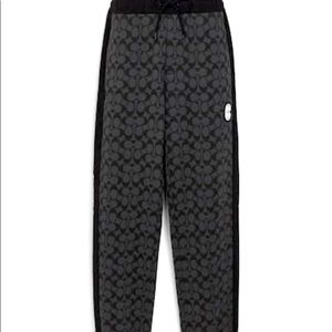 COPY - COACH AUTHENTIC CHARCOAL SIGNATURE JOGGERS NWT SIZE LARGE NICE!!